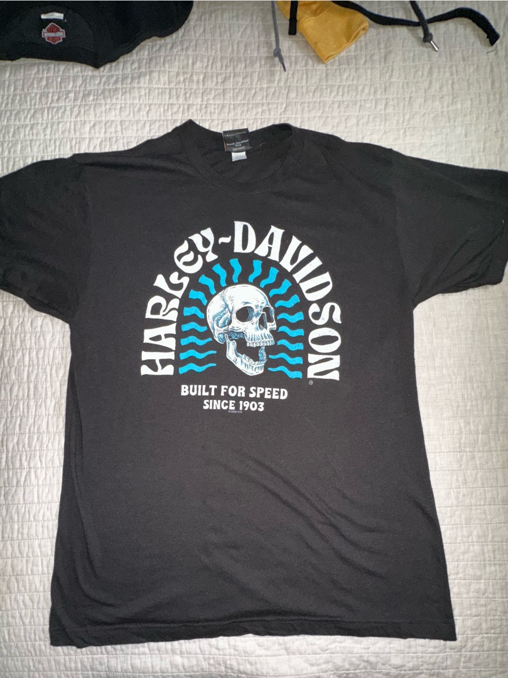 Harley-Davidson Men’s Size Large Lightweight Short Sleeve Tshirt